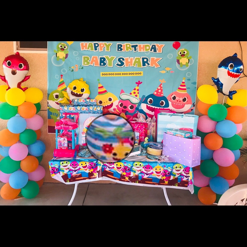 Baby Shark Party lot